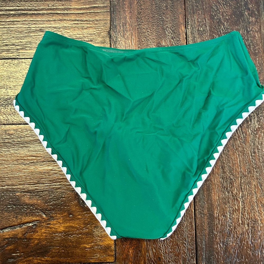 Green Tankini Swimsuit, V Neck Push Up Top, High Waisted Bottom - Picture 11 of 15